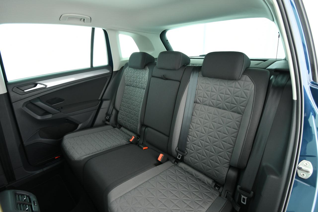 VOLKSWAGEN Tiguan 2.0 tdi Life 150cv dsg ACC+LED+C17"