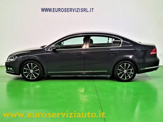 VOLKSWAGEN Passat 2.0 TDI Comfortline BlueM. Tech.