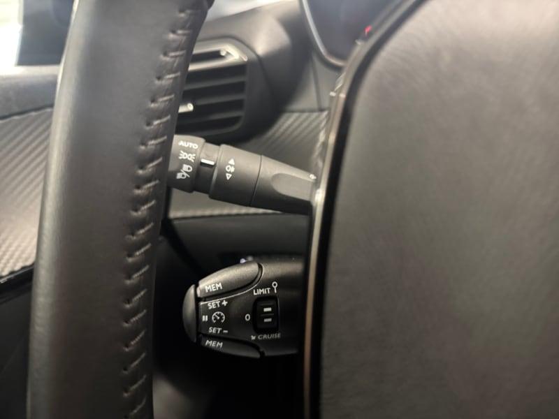 PEUGEOT 208 PURETECH 75 STOP&START 5 P