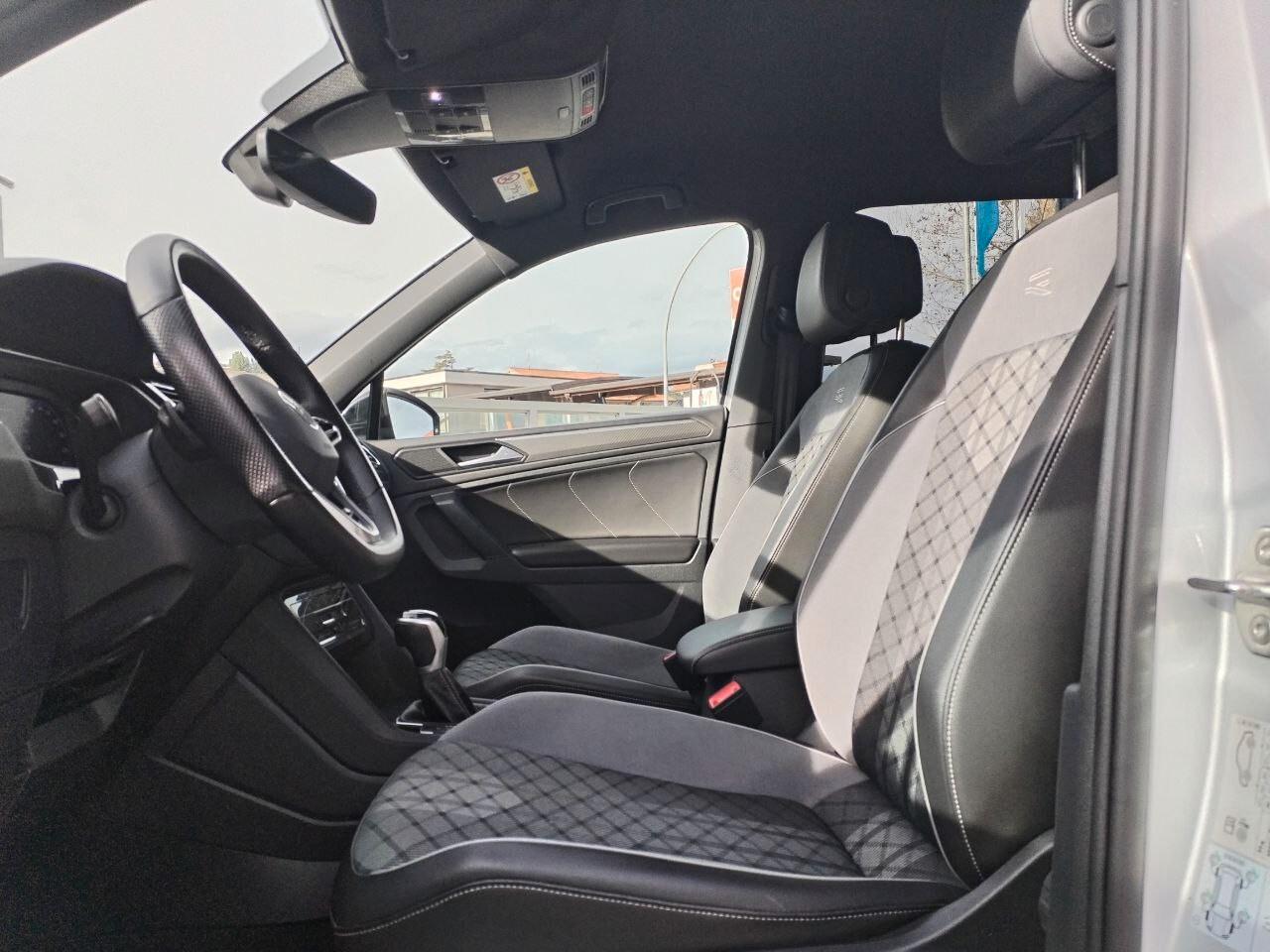 Volkswagen Tiguan 2.0 TDI 150 CV SCR DSG R-Line