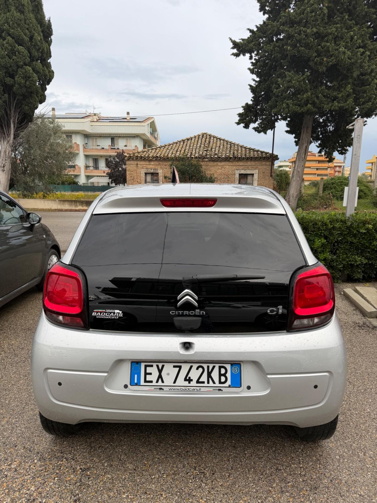 Citroen C1 1.0 VTi Shine 2015 + E-BIKE INCLUSA