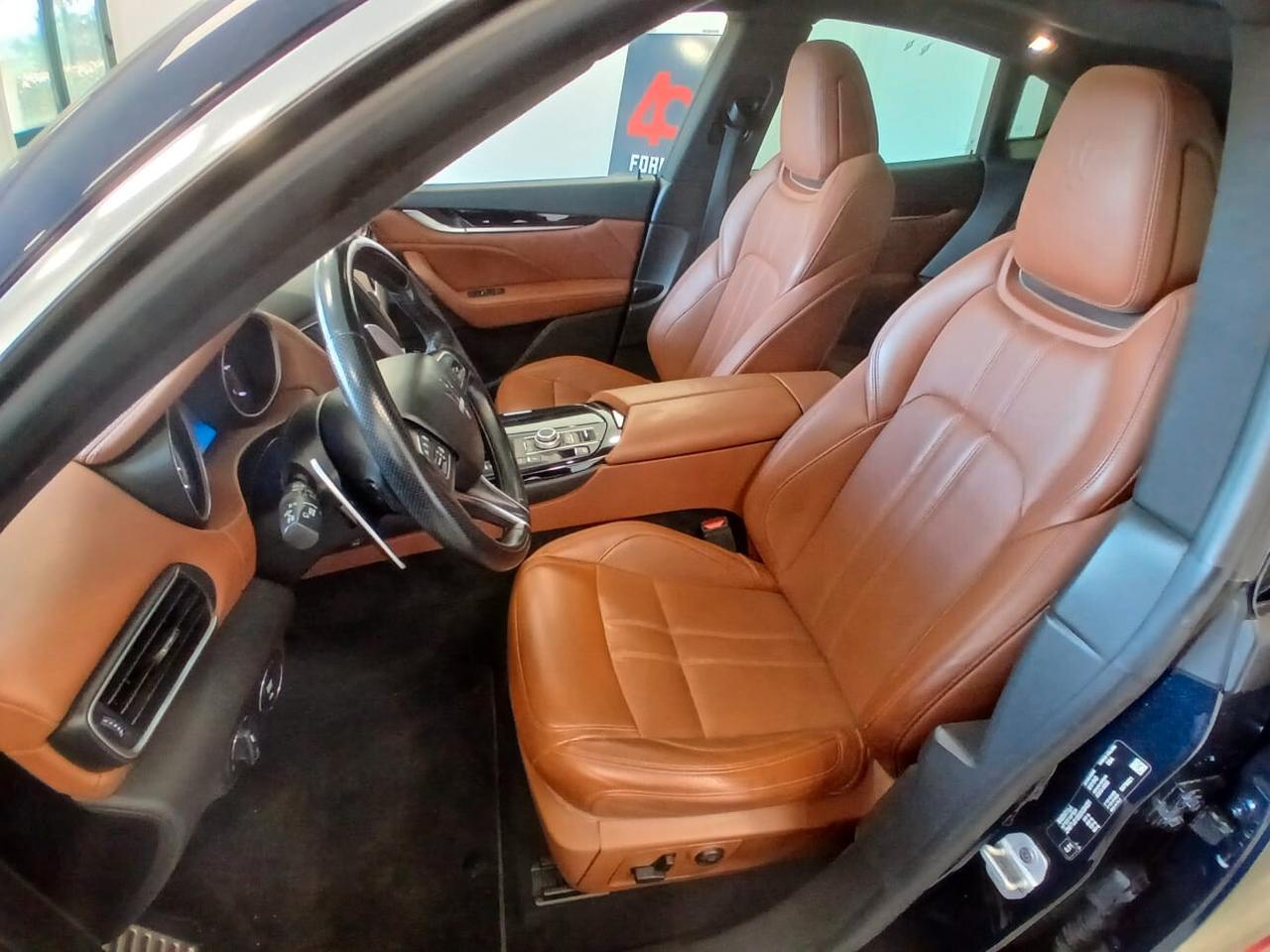 Maserati Levante V6 Diesel 275 CV AWD Gransport