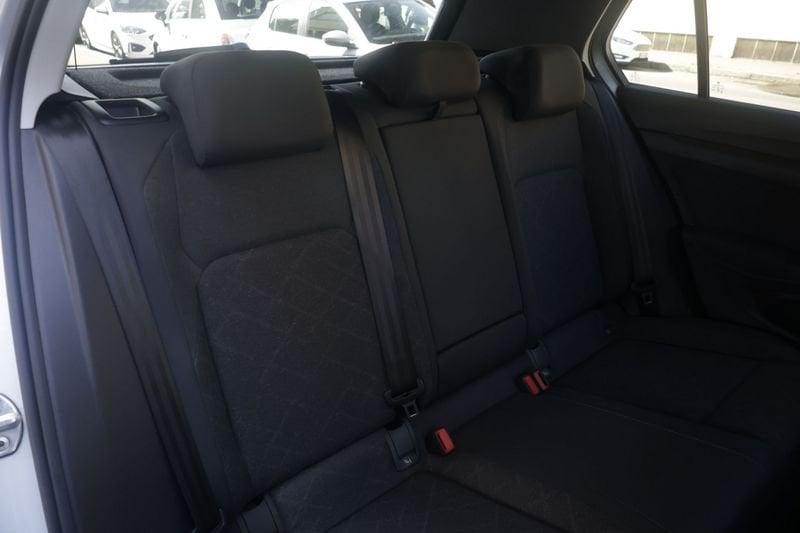 Volkswagen Golf Volkswagen Golf 1.5 TGI Life DSG BENZINA/METANO Unicoproprietario