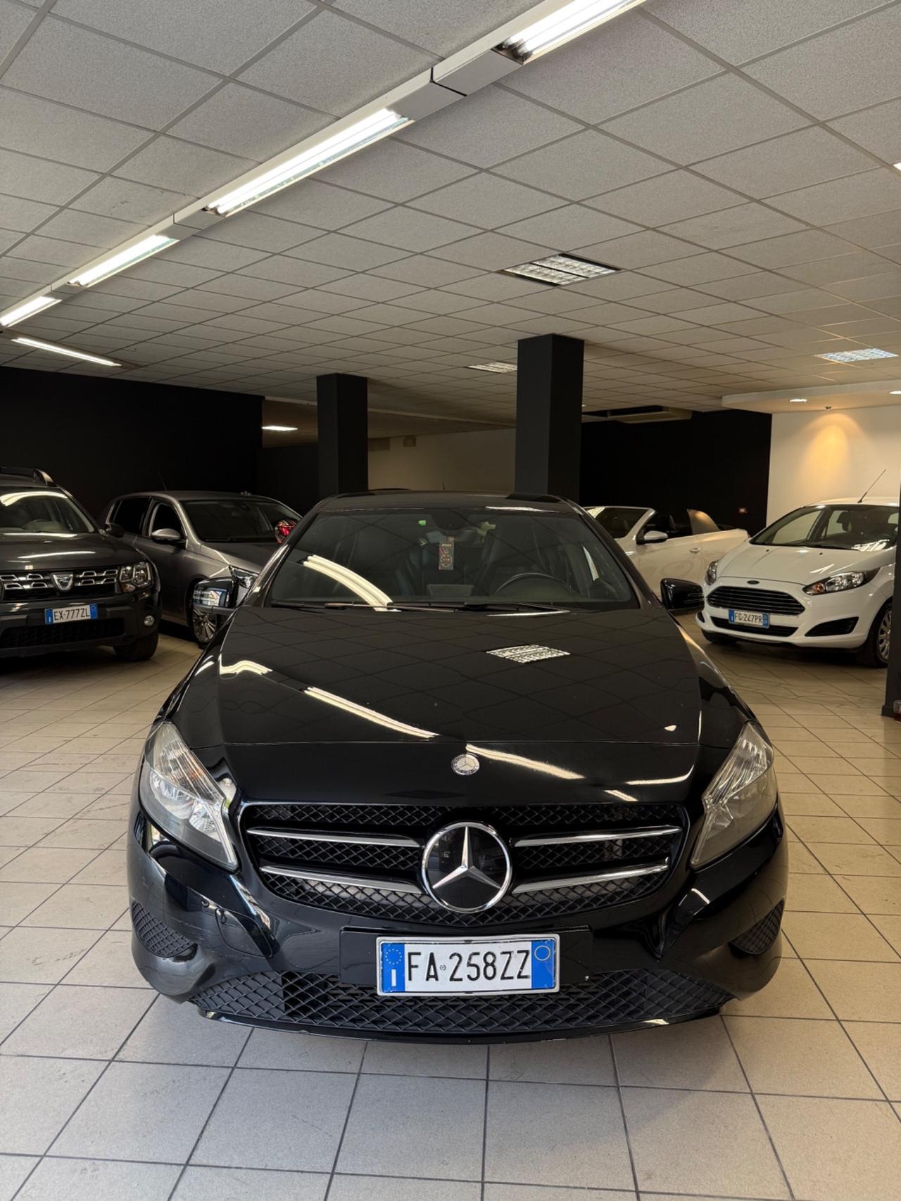 Mercedes-benz A 180 CDI Dark Night Edition