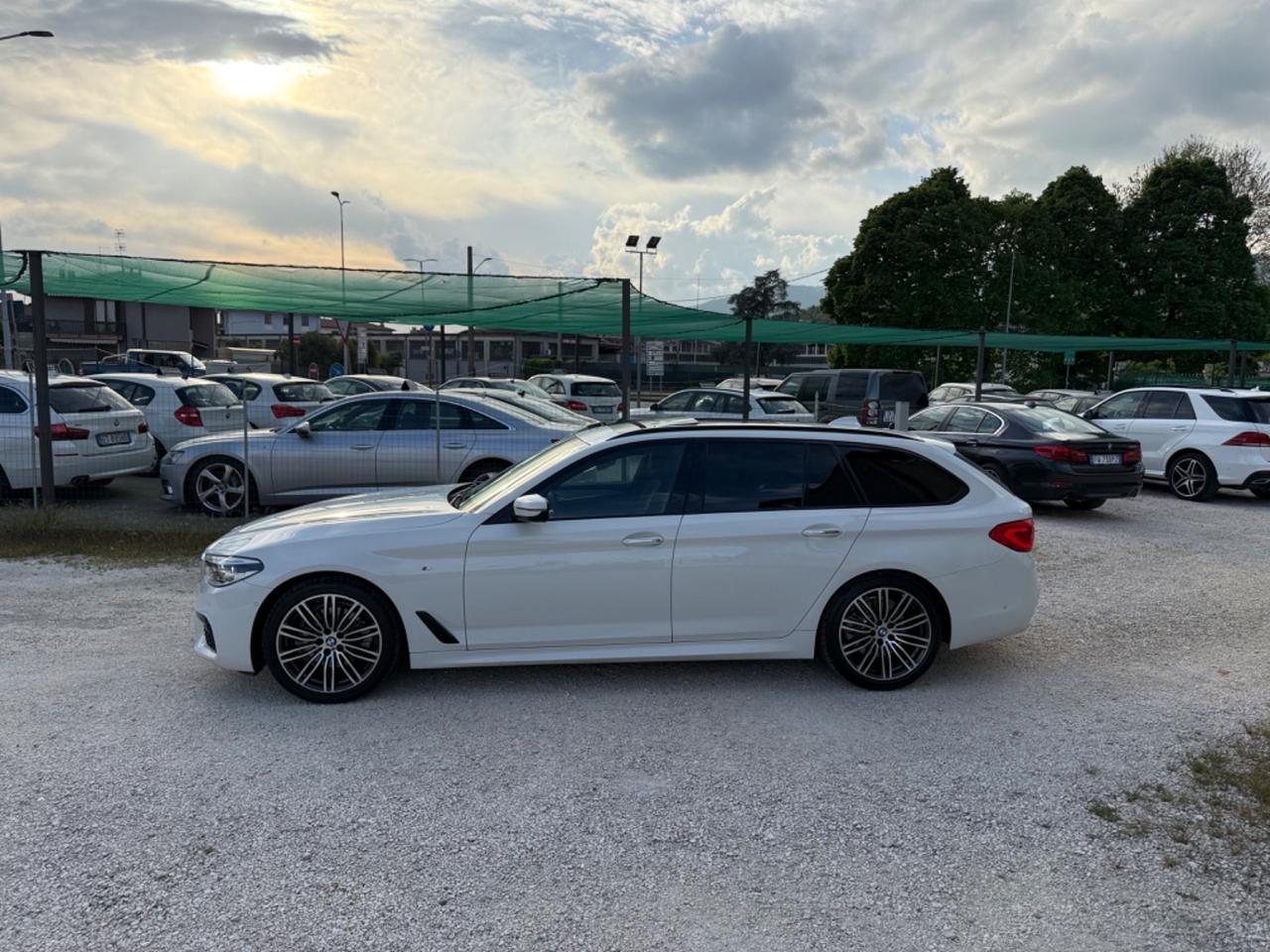 Bmw 520 520d xDrive Touring Msport Full Tetto