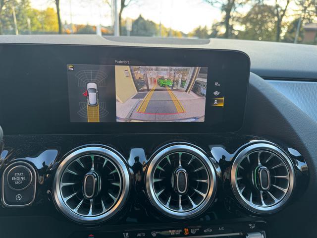 MERCEDES-BENZ GLA 200 d Automatic Premium