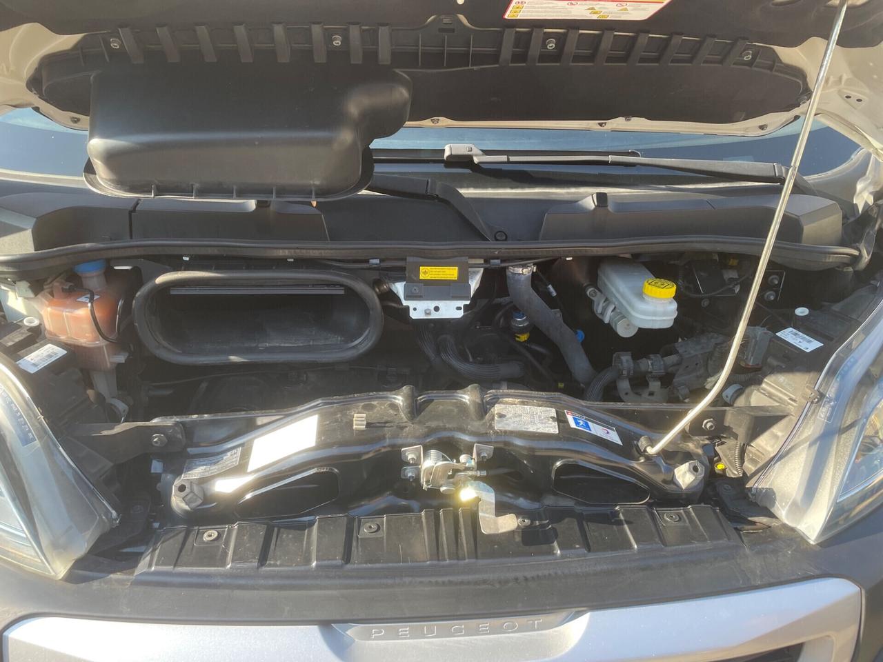 Peugeot BOXER 2.0 BlueHDi 130CV H2 L3