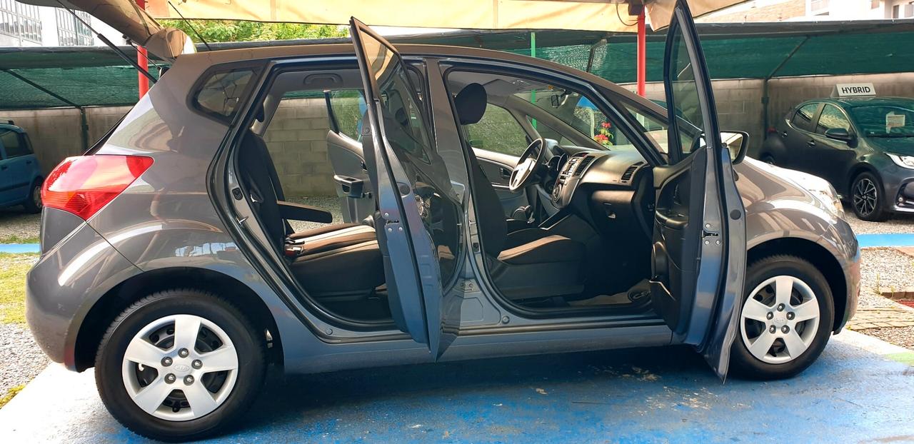KIA VENGA 1.4 BENZINA 62MILA KM EURO 5/B