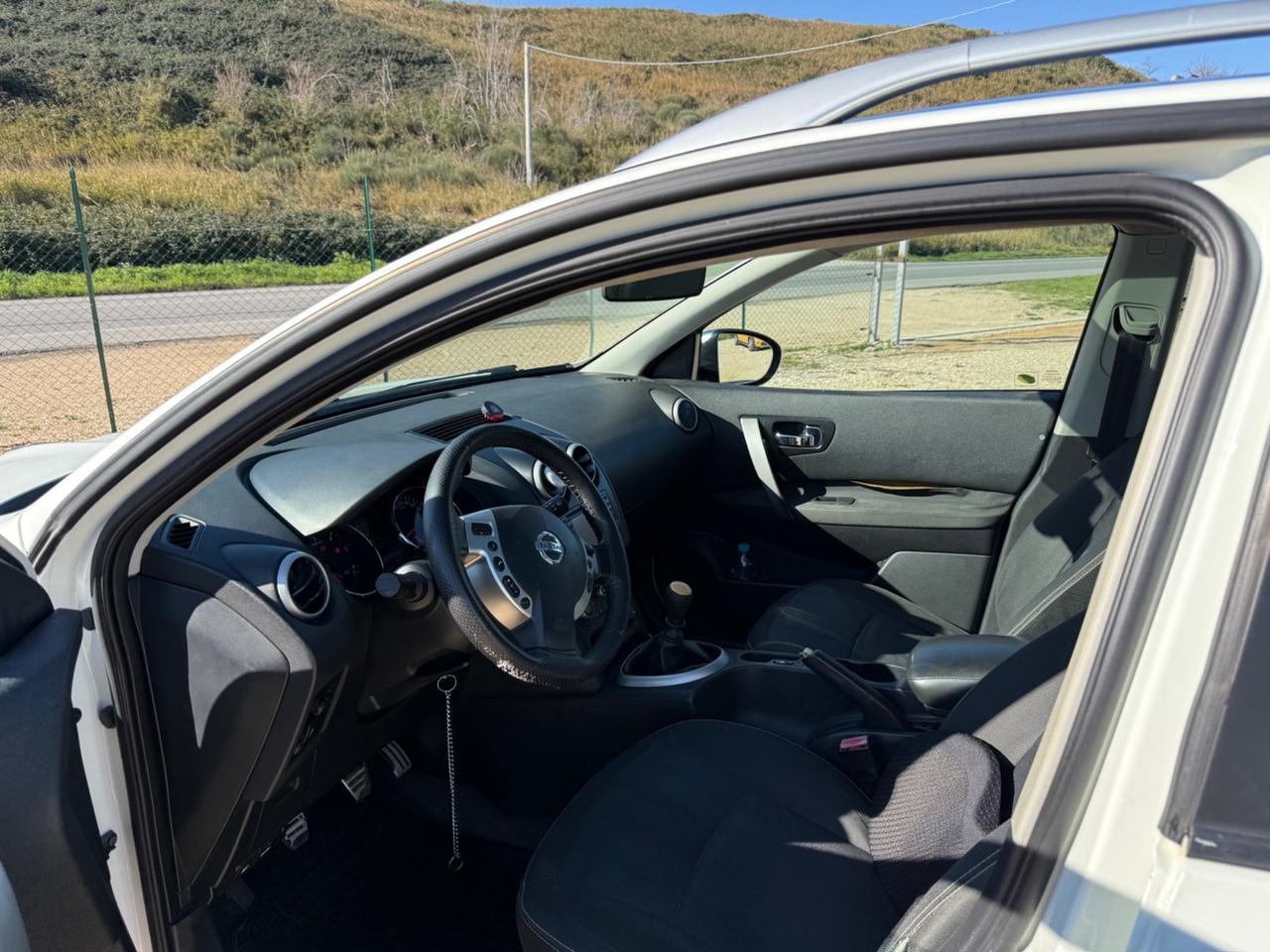 Nissan Qashqai 1.5 DIESEL MOTORE 15.000 km PERMUTE