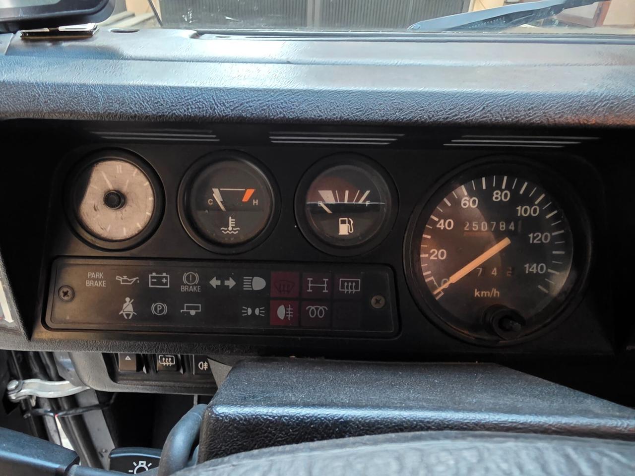 Land Rover Defender 90 2.5 Tdi Hard-top