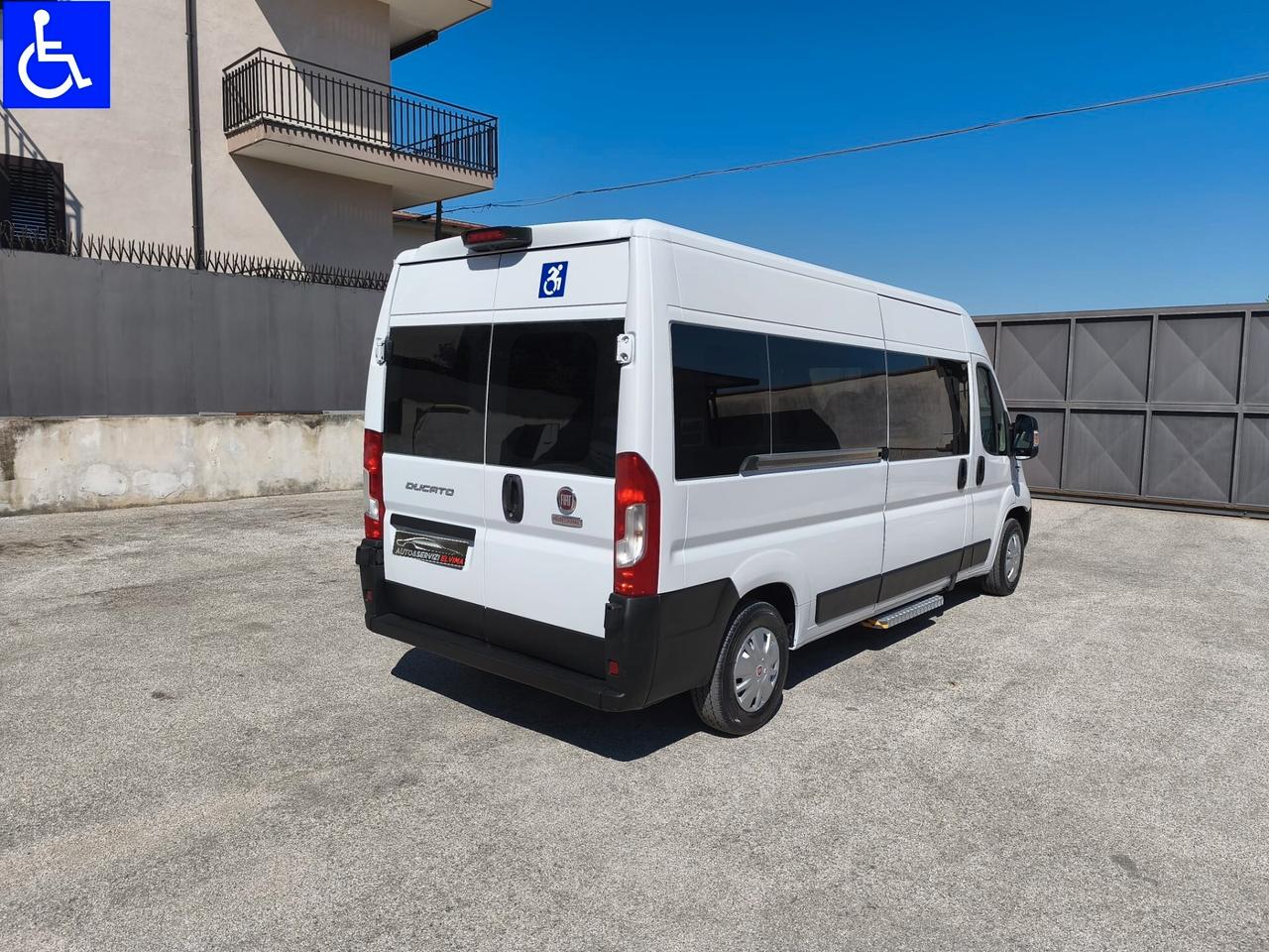 Fiat Ducato Maxi - 9 Posti Trasporto Disabili