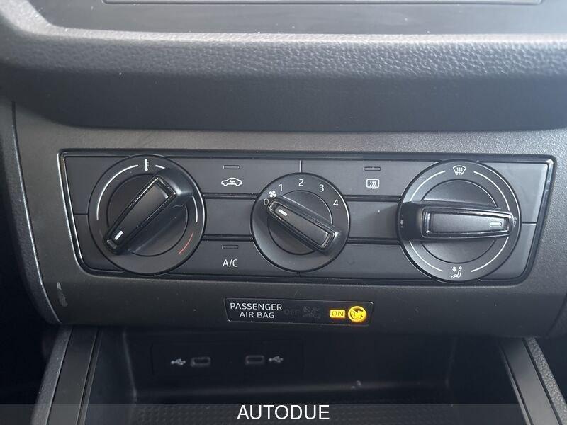 Seat Arona 2017 1.6 tdi Reference 95cv