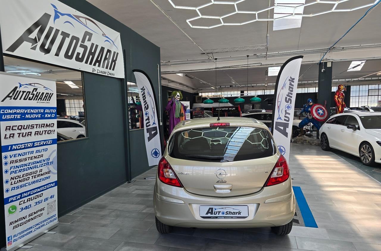 OPEL CORSA 1.2 BENZINA 80CV XNEOPATENTATI