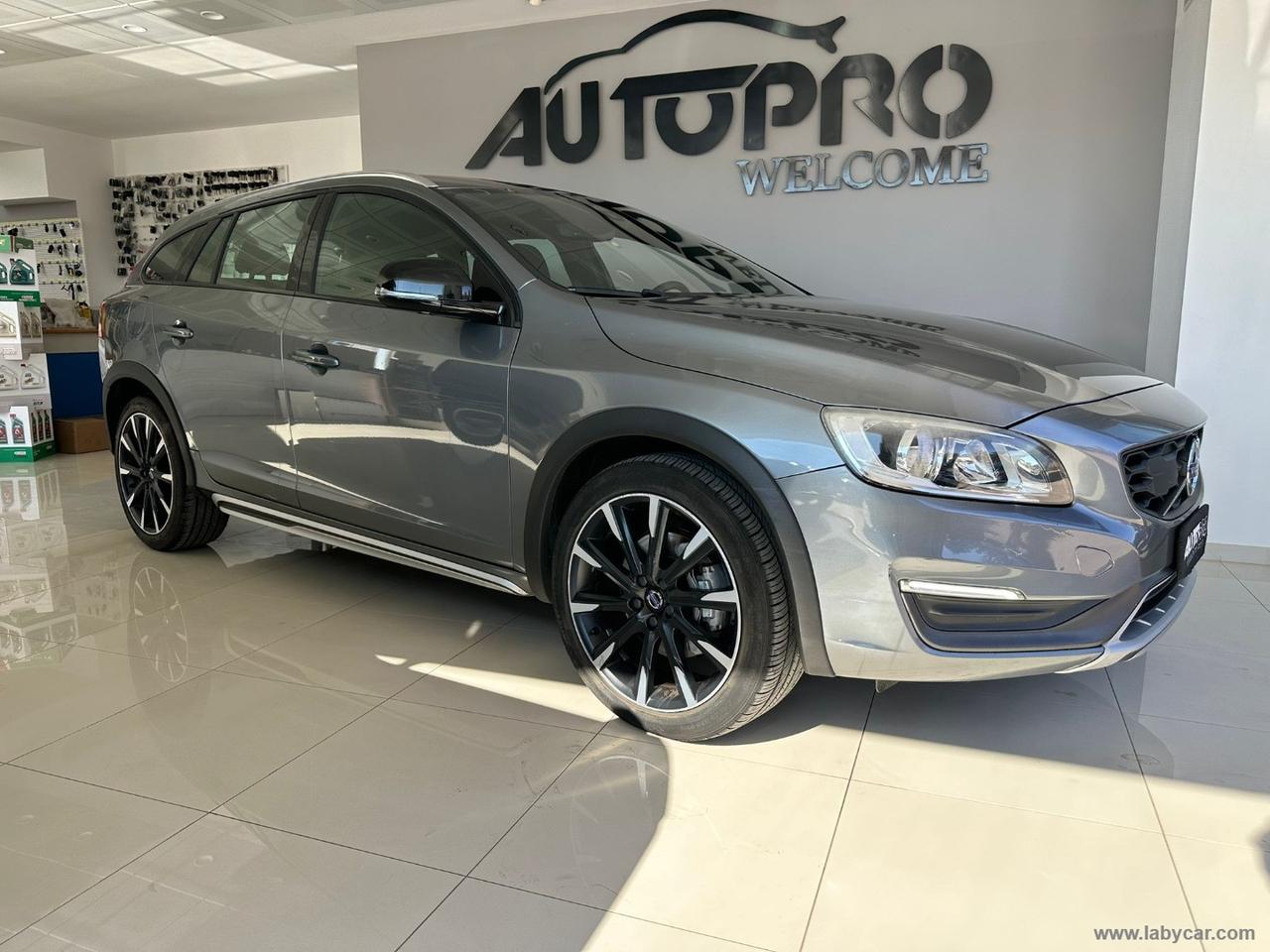 VOLVO V60 Cross Country D3 Geartr. Busin. Plus