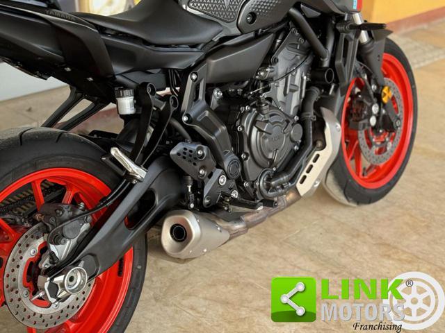 YAMAHA MT-07 LANCH EDITION STORM FLUO