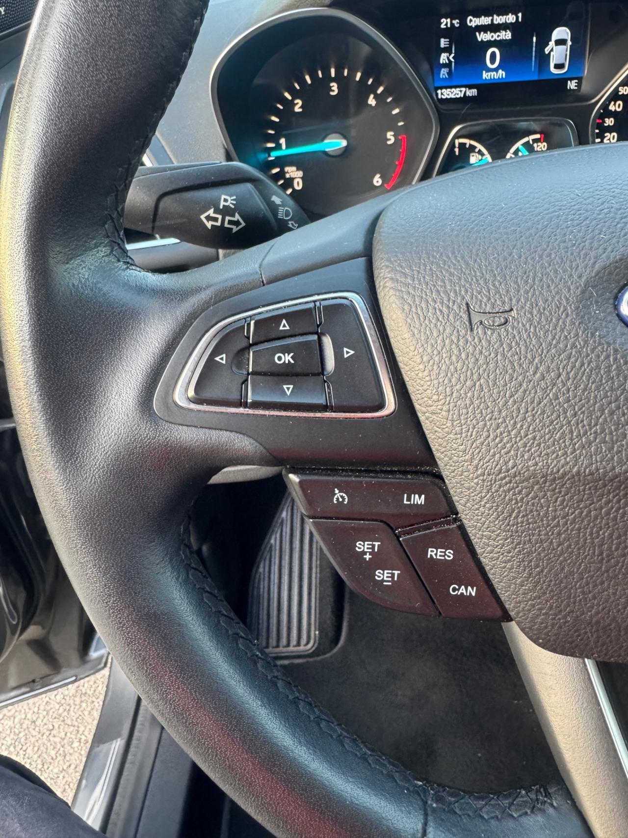 Ford Kuga 1.5 TDCI TITANIUM