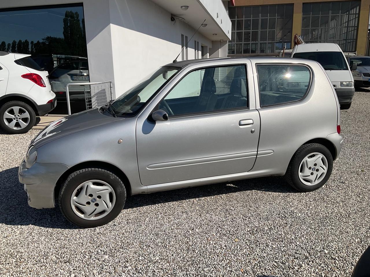 Fiat 600 1.1 50th Anniversary