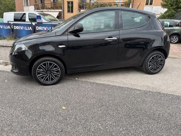 LANCIA YPSILON 1.0 FireFly HYBRID 70CV - DICEMBRE 2022 - 70.000KM - COME NUOVA