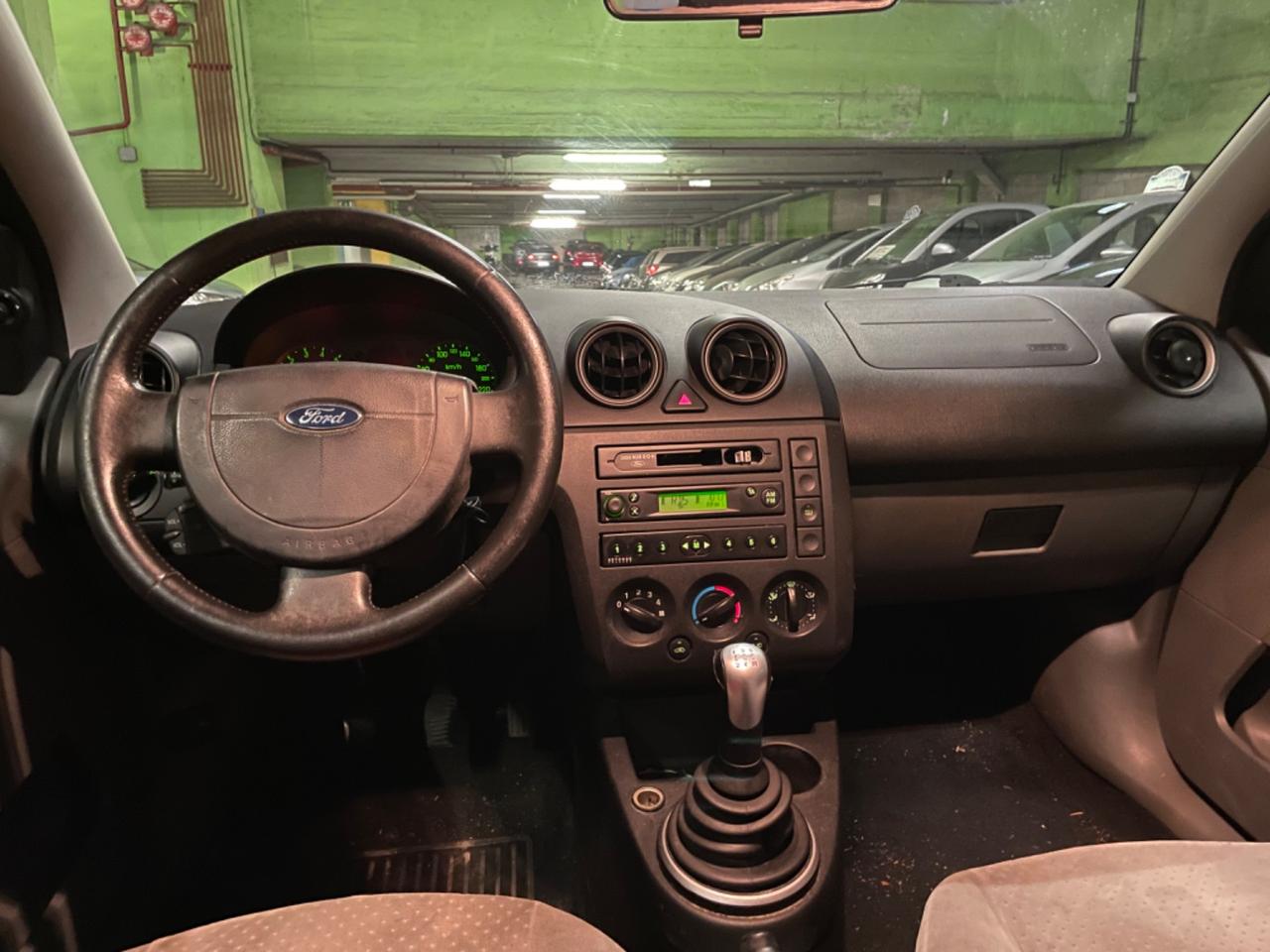 Ford Fiesta 1.4 Neopatentati