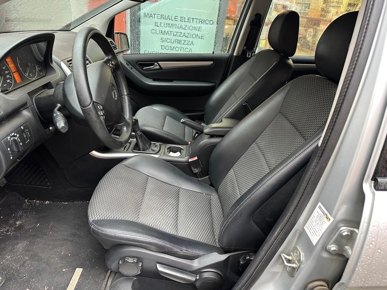 Mercedes-benz A 160 BlueEFFICIENCY Special Edition Sport