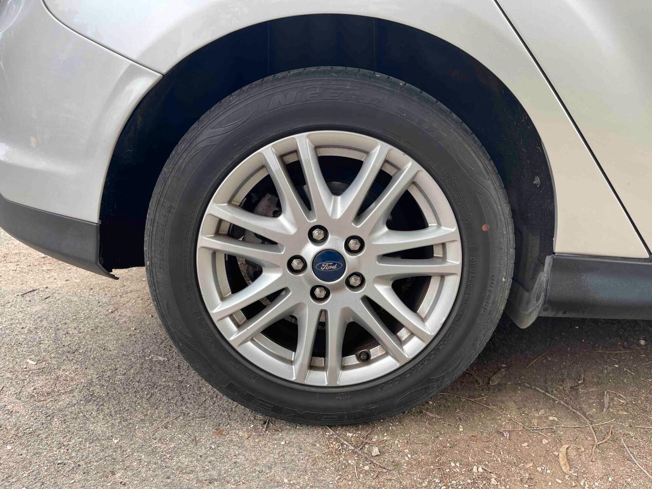 Ford Focus 2.0 TDCi 115 CV Powershift Titanium Automatica Neopatentati