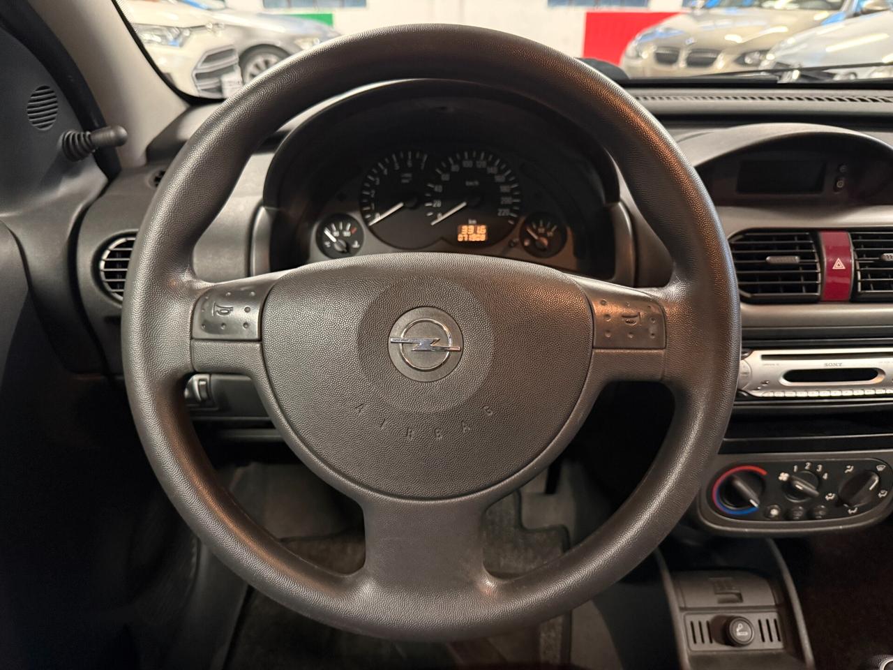 Opel Corsa 1.2i 16V cat 5 porte Club