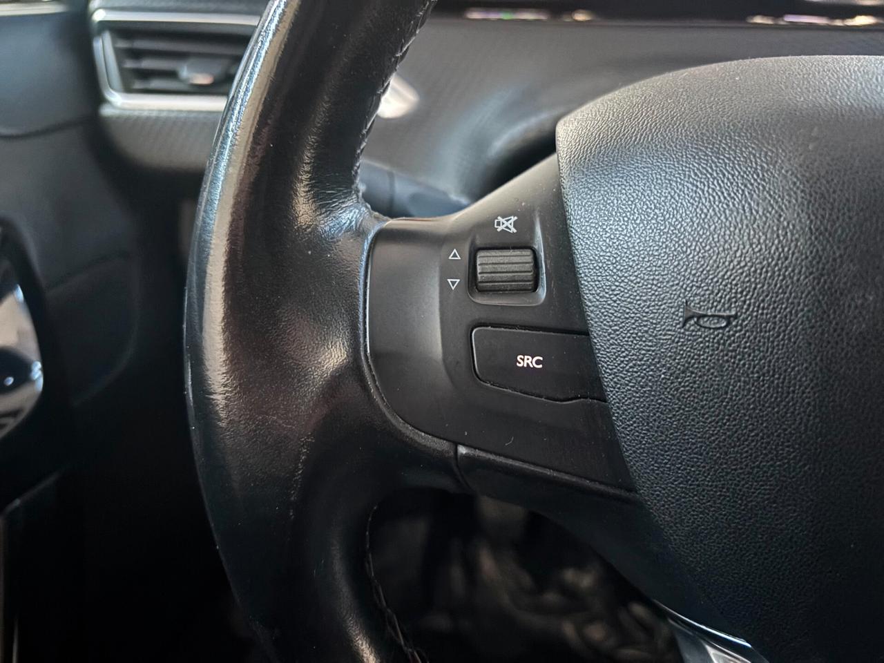 Peugeot 208 PureTech 82 5p. GPL Allure