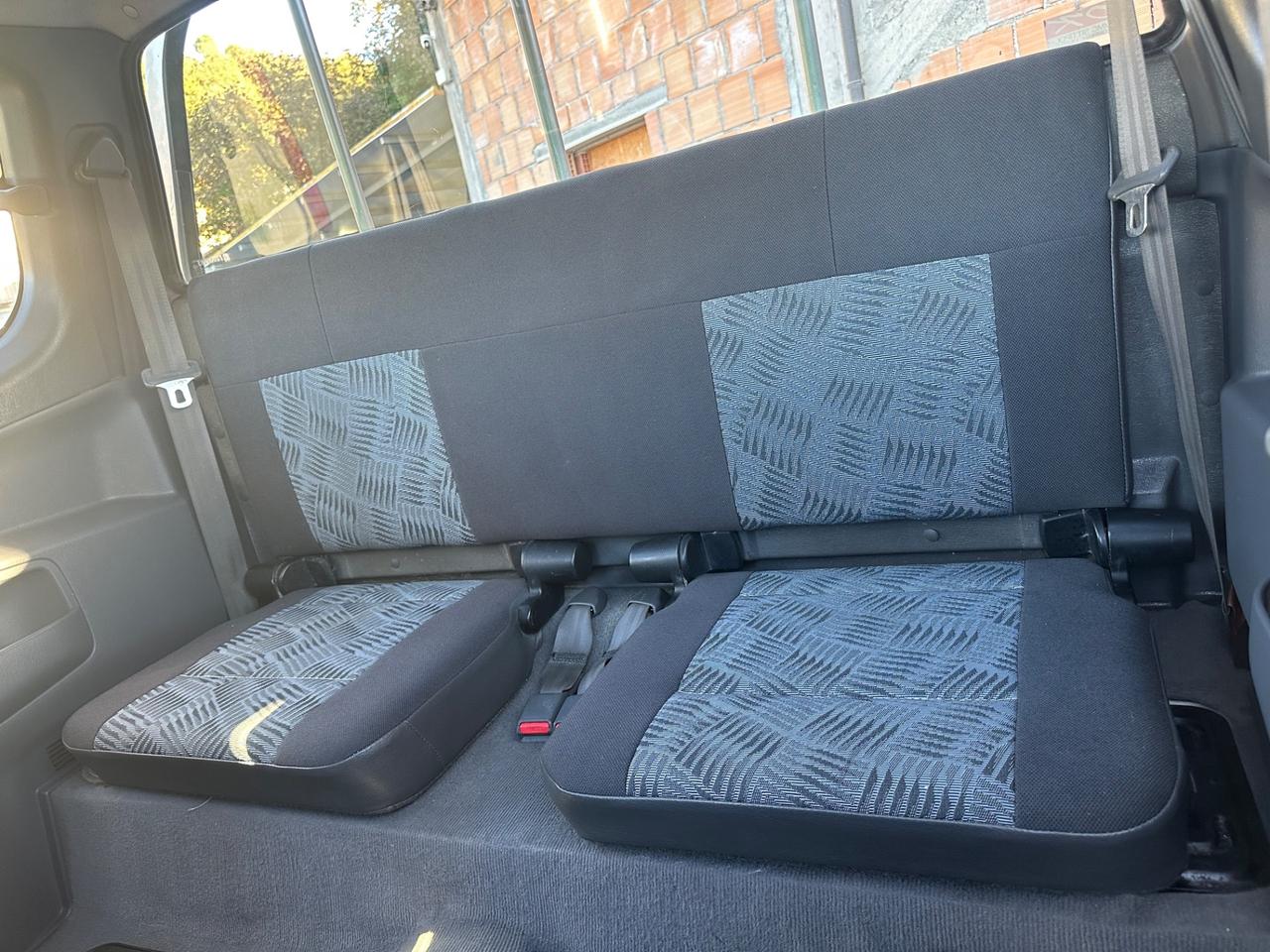 Mitsubishi L200 2.5 TDI 4WD Club Cab Pick-up GLS