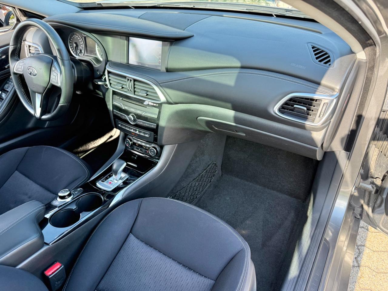 Infiniti Q30 1.5 diesel 109Cv DCT Automatik*Navi*Panorama