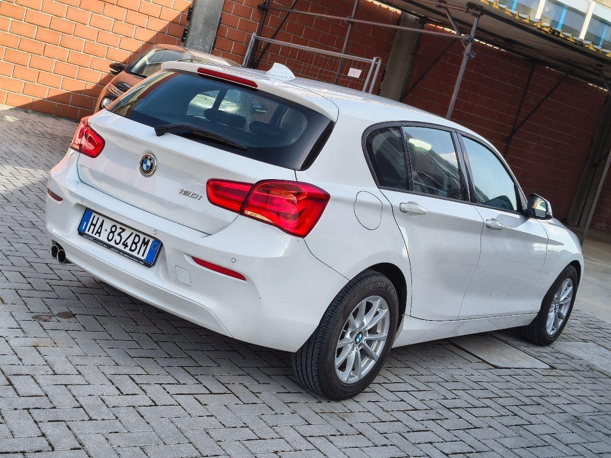 Bmw 120 120i 5p. Advantage