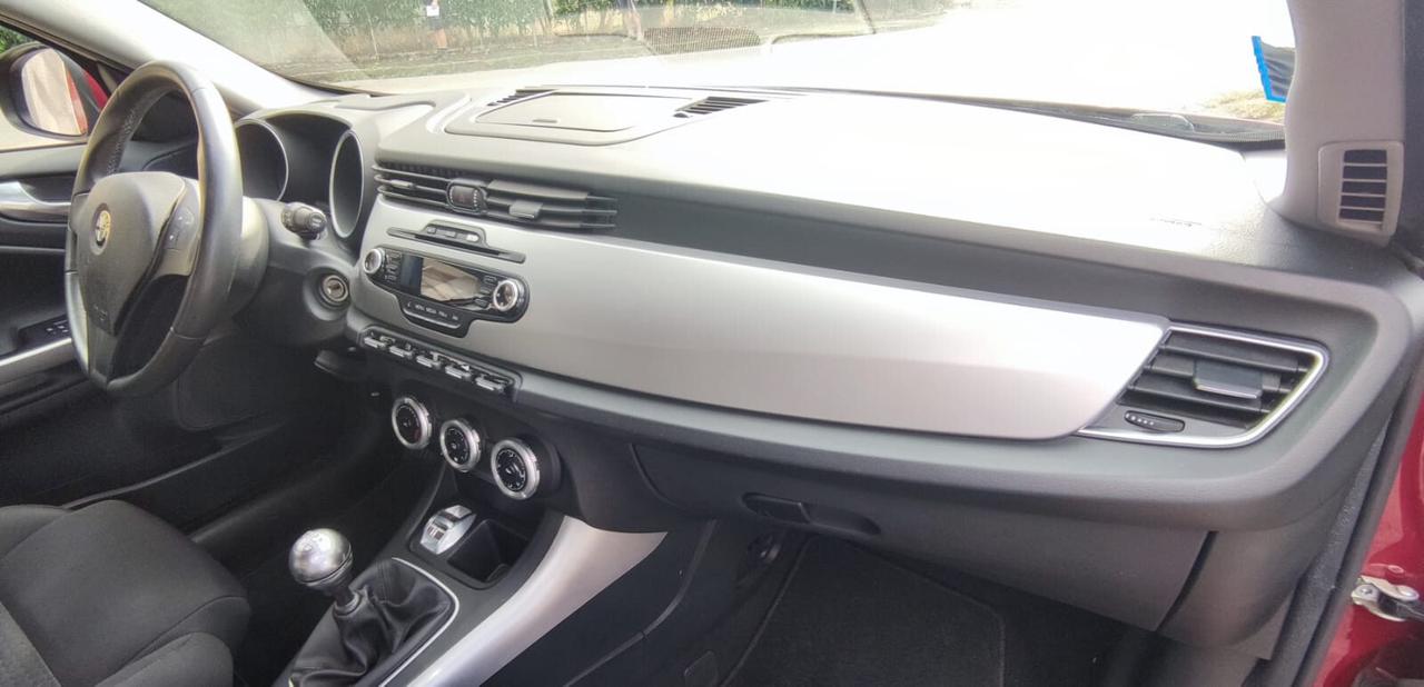 Alfa Romeo Giulietta 1.4 Turbo 105 CV Progression