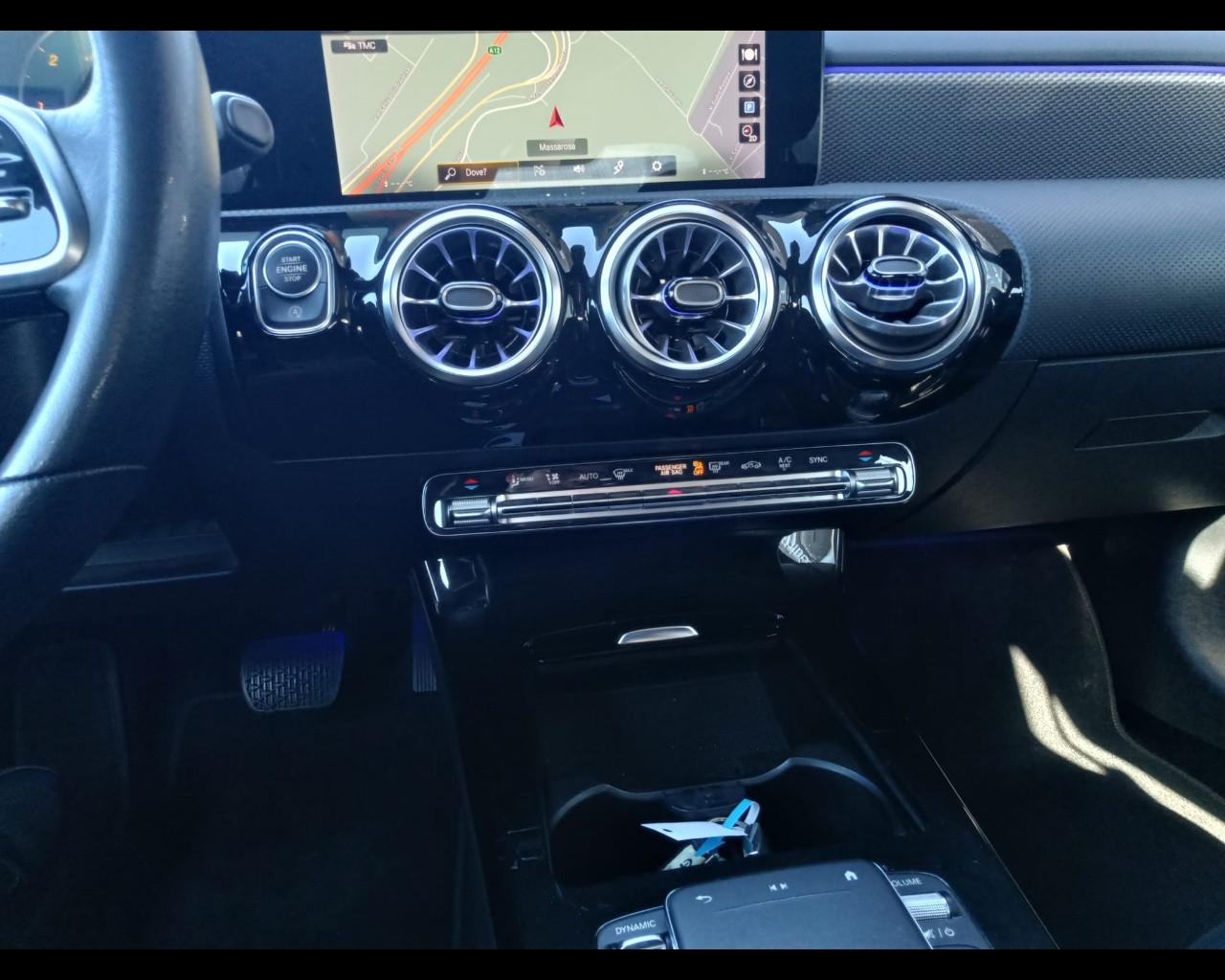 Mercedes-Benz CLA Coupe - C118 - CLA Coupe 180 d Sport auto
