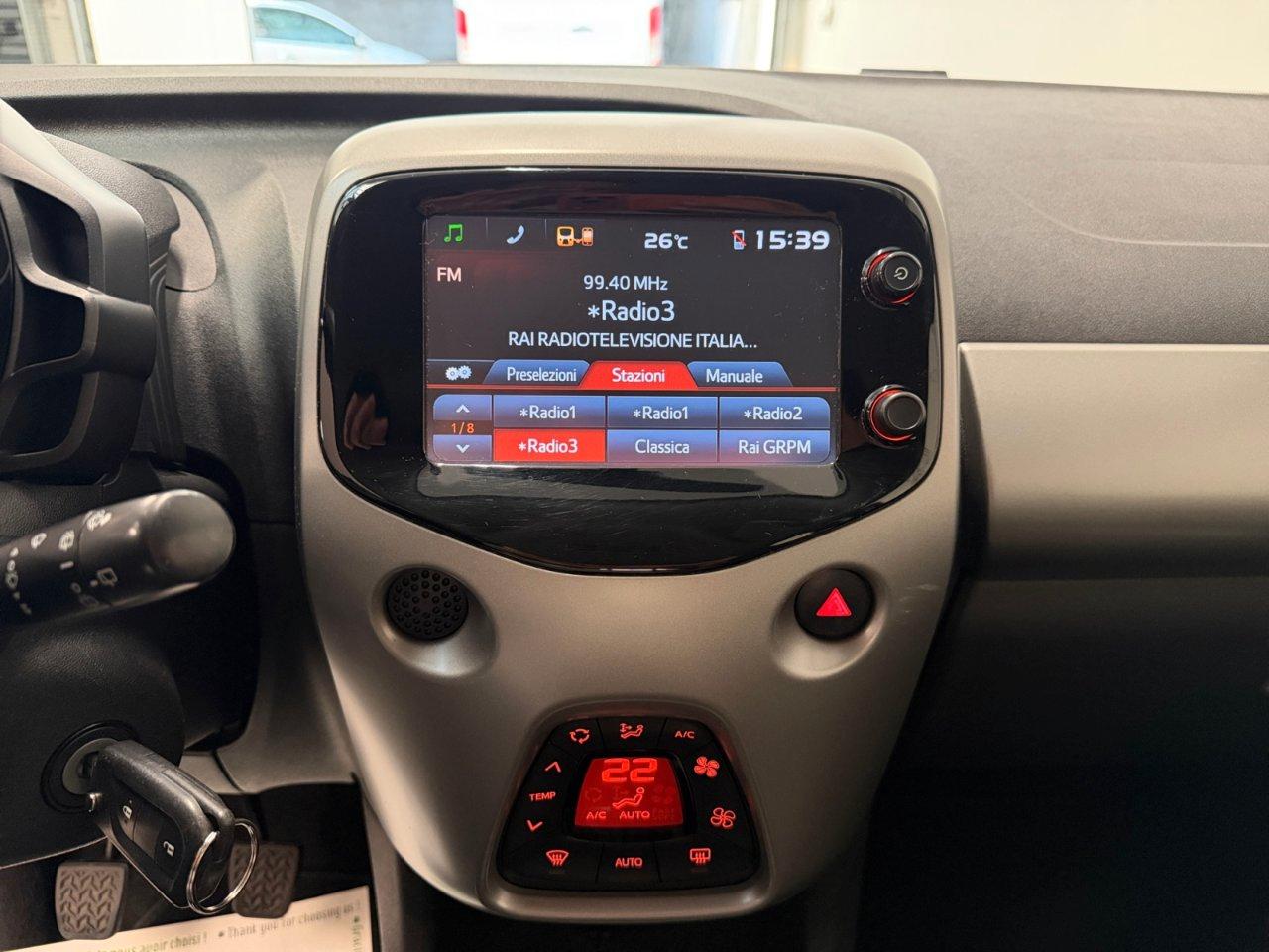 Toyota Aygo 5 Porte Aygo 5p 1.0 x-play my15