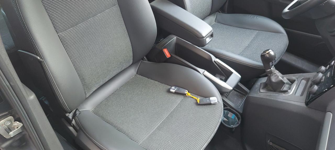 Opel Zafira 1.6 16V ecoM 94CV Cosmo