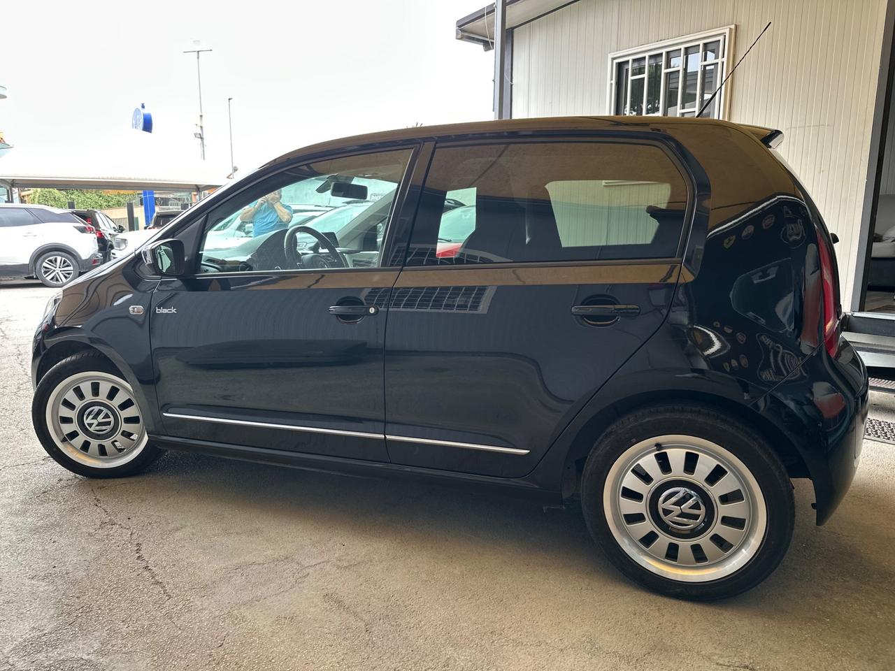 Volkswagen up! 1.0 Benzina 75 Cv