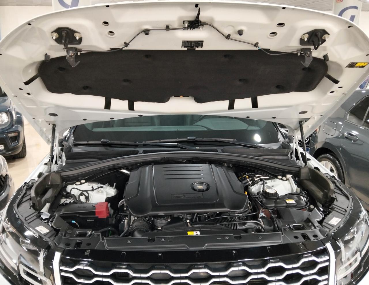 Land Rover Range Velar 2.0D I4 240 CV R-Dynamic SE