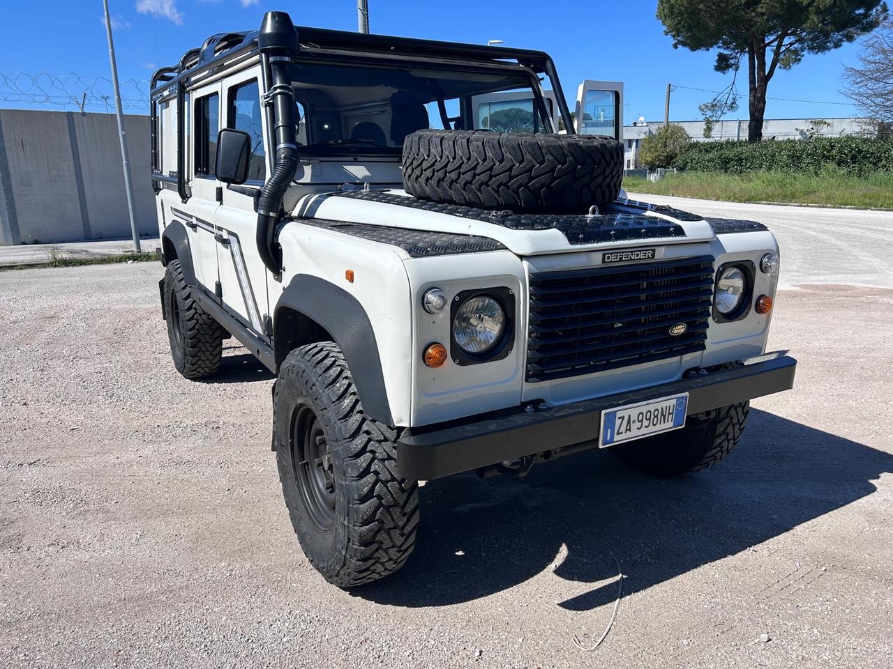 Land Rover Defender Fuoristrada