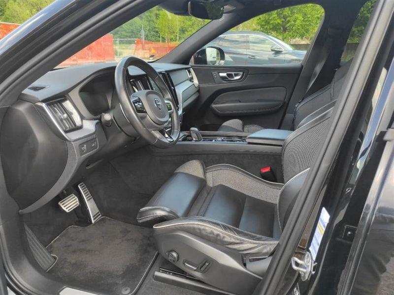 Volvo XC60 2.0 B4 R-DESIGN AWD AUTO MY20