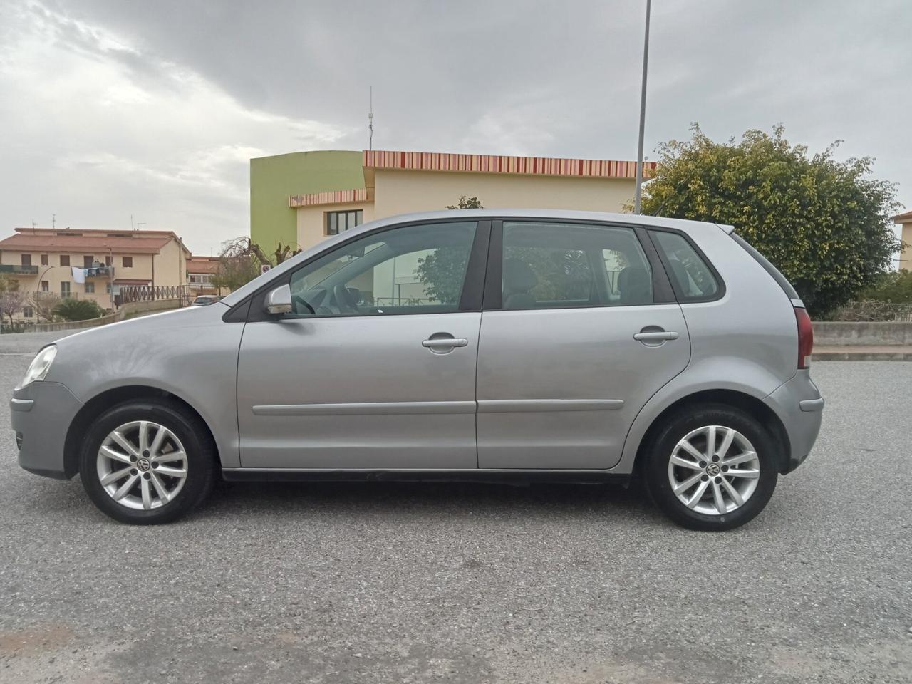 Volkswagen Polo 1.4/80CV 16V 5p. Comfort. BiFuel G