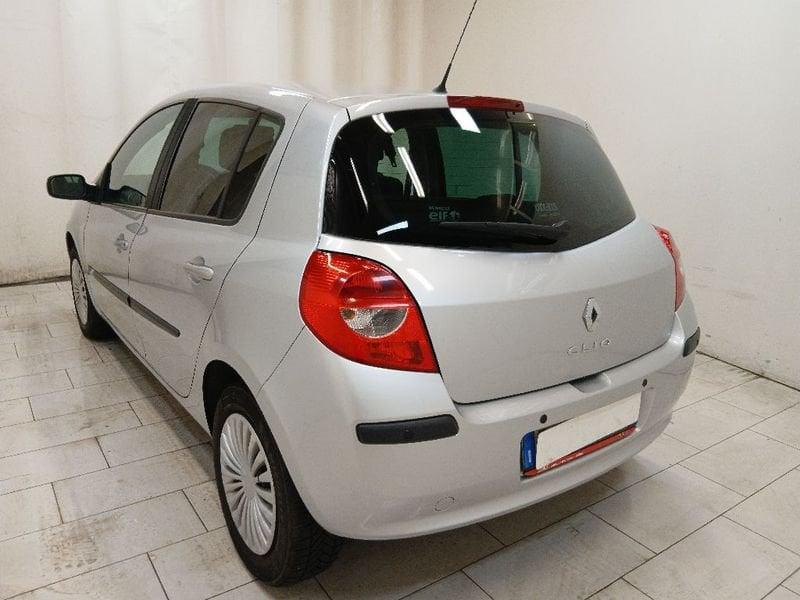 Renault Clio 5p 1.2 16v Le Iene c/CL