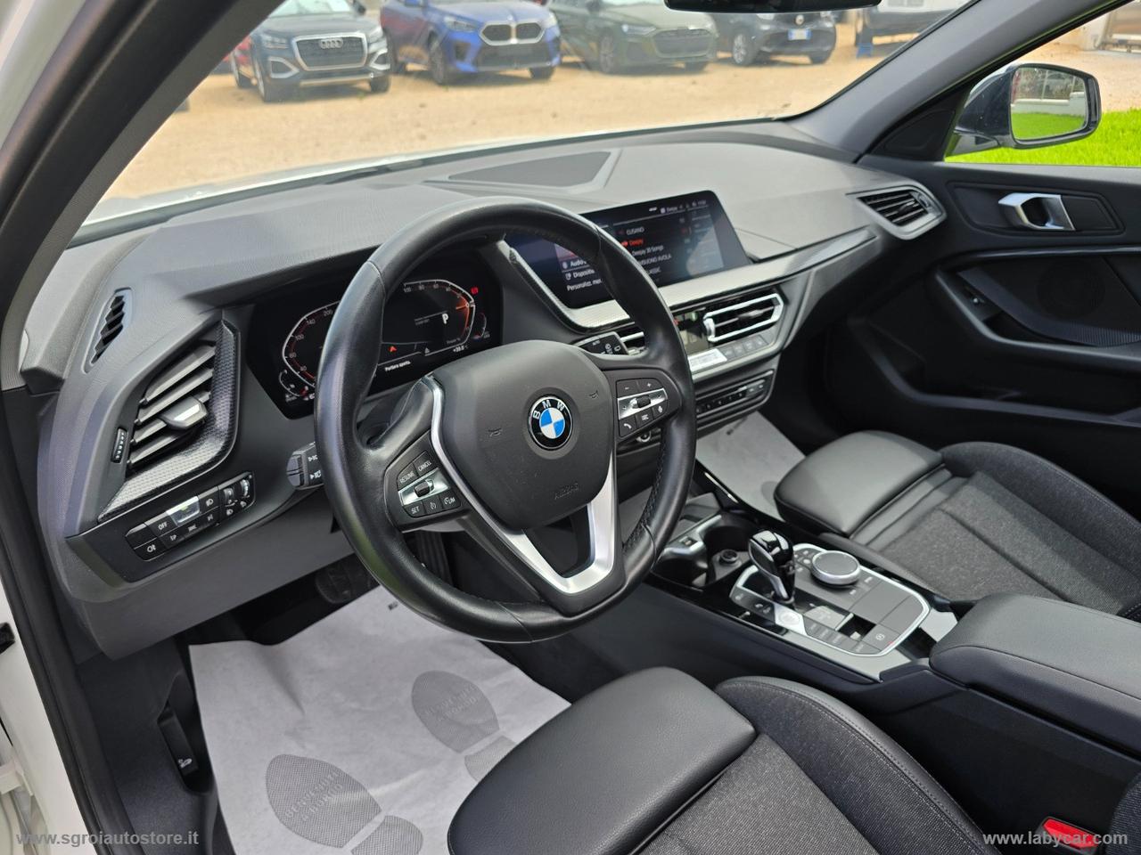 BMW 118d 5p. Business Advantage TETTUCCIO