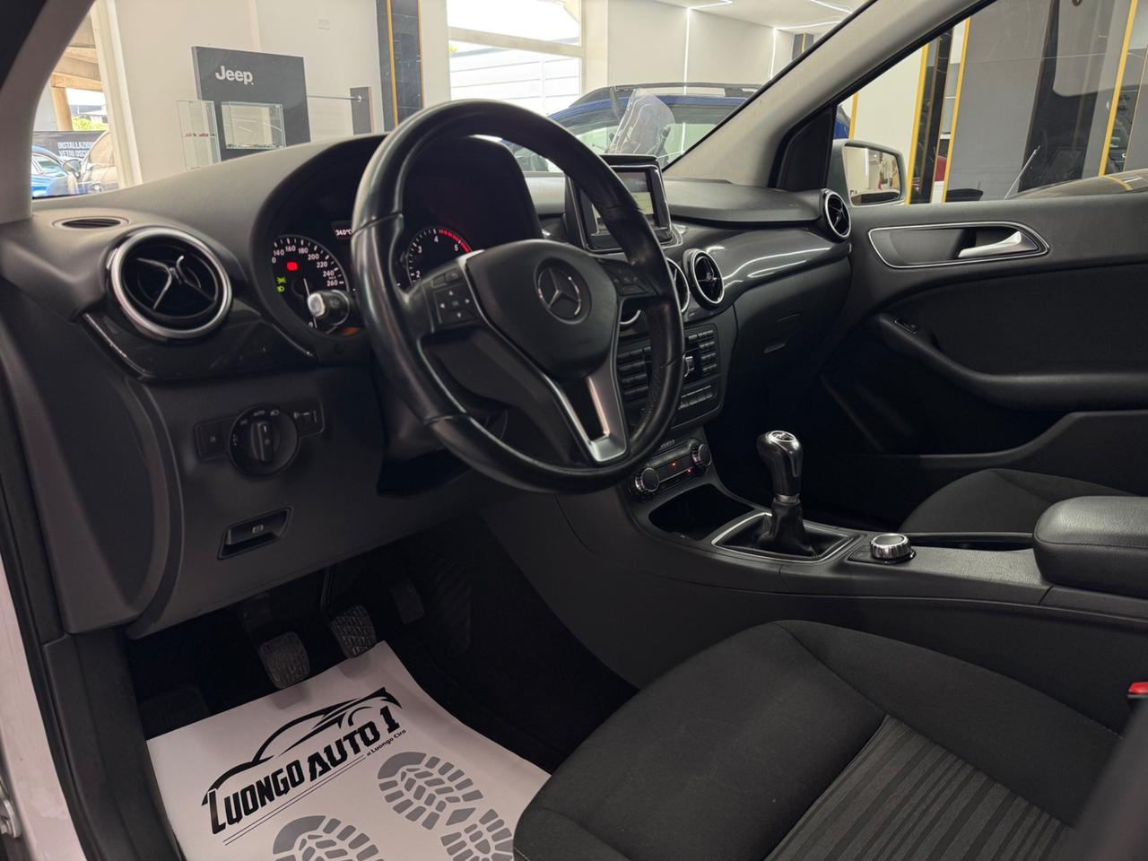 Mercedes-benz Classe B 180d Premium