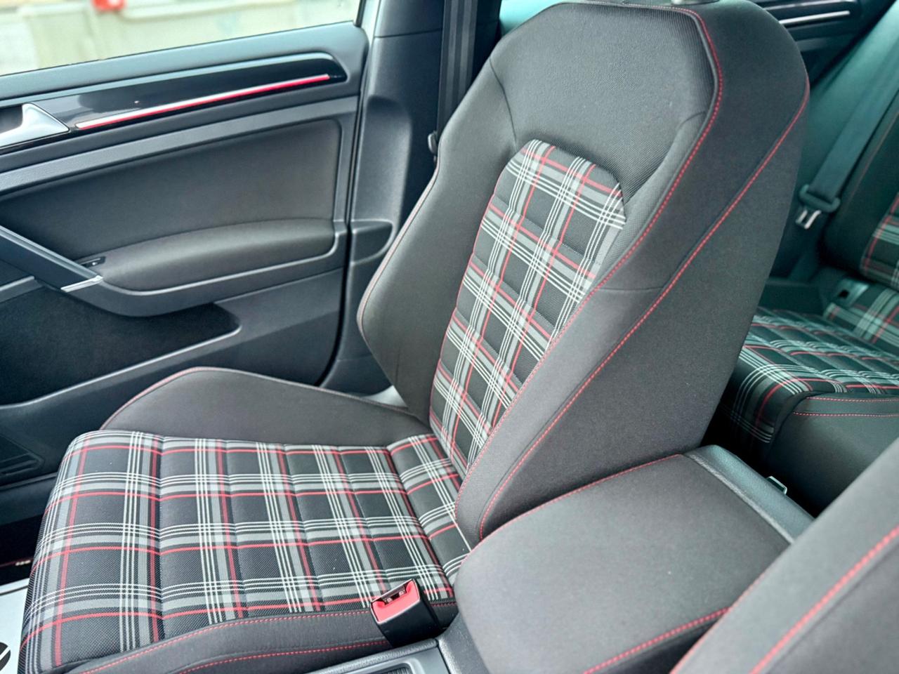 Volkswagen Golf GTI VW 7 PERFORMANCE 2.0TURBO DSG 230CV 5P 2014