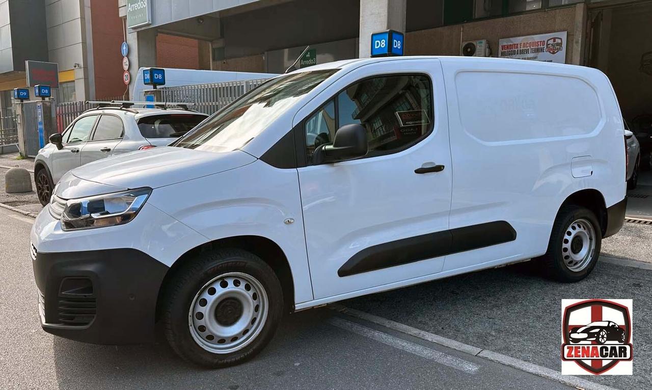 Citroen Berlingo XL 1.5 BlueHDi 100CV Driver – Navi – CarPlay – Telecamera