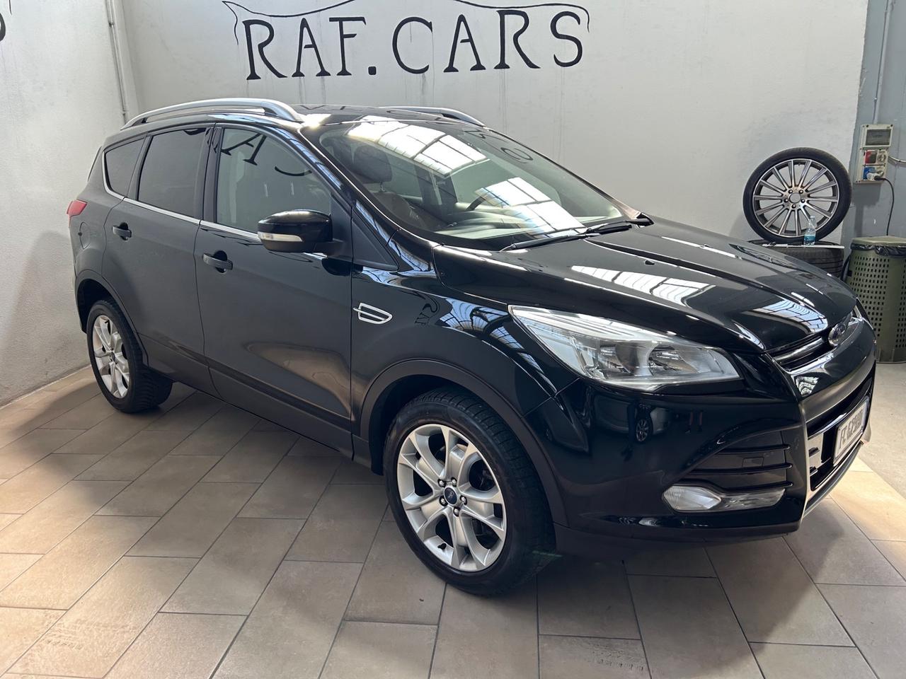 Ford Kuga 2.0 TDCI 150 CV S&S 4WD Powershift Titanium X