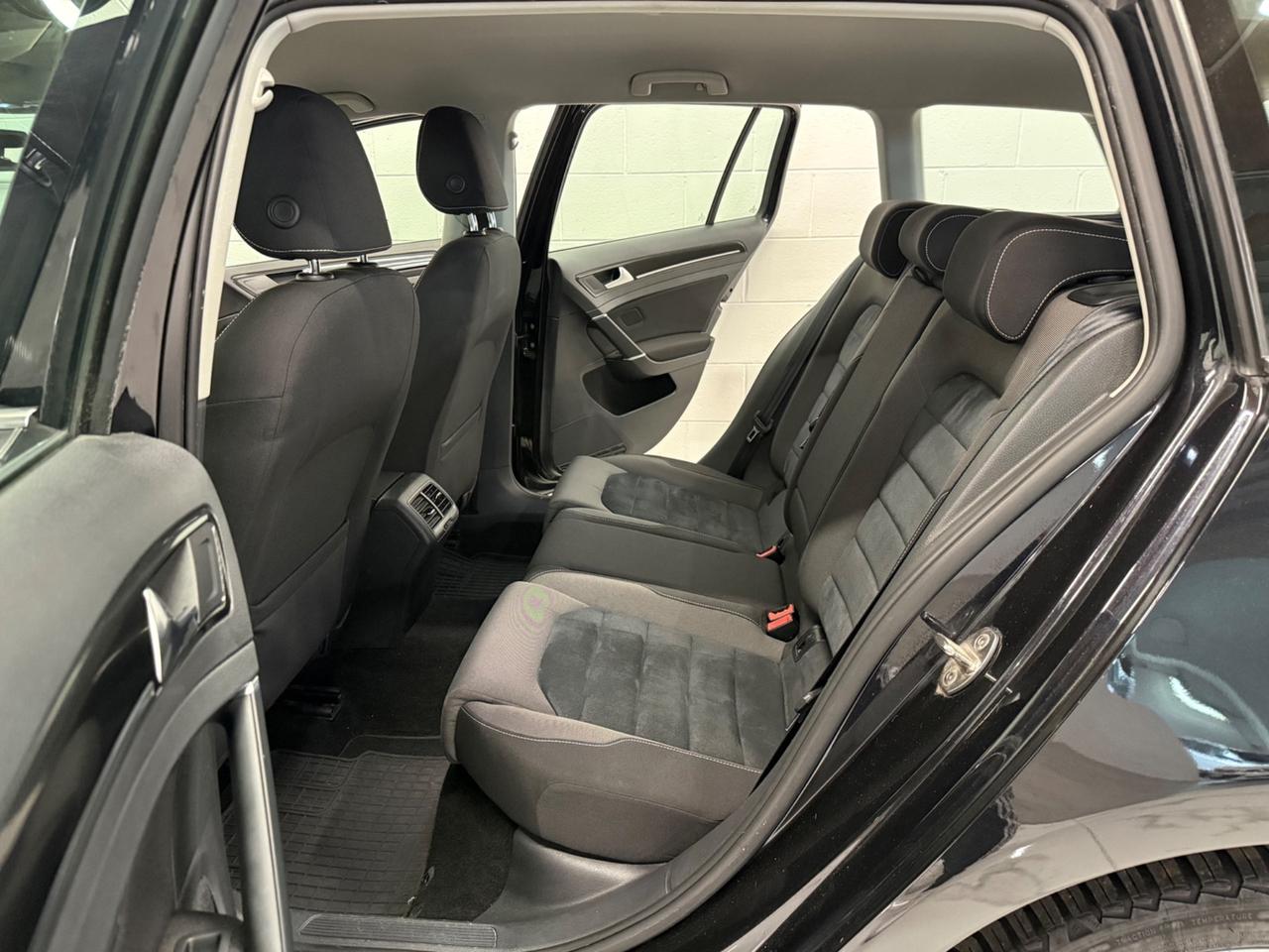 Volkswagen Golf Variant 2.0 TDI Highline BlueMotion Technology