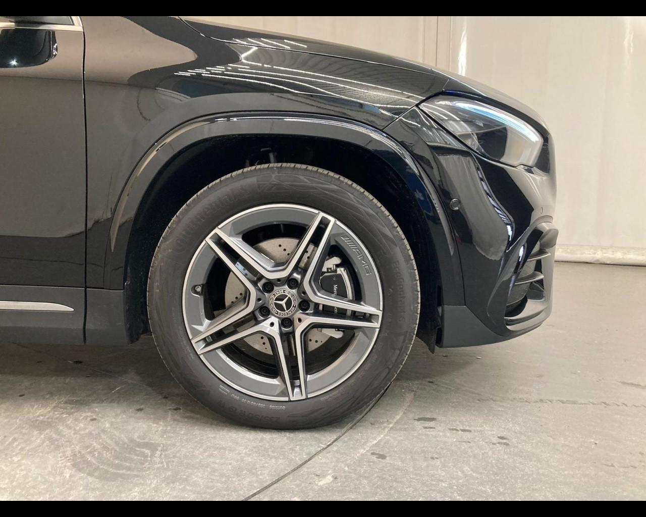 Mercedes-Benz GLA 200 d automatic