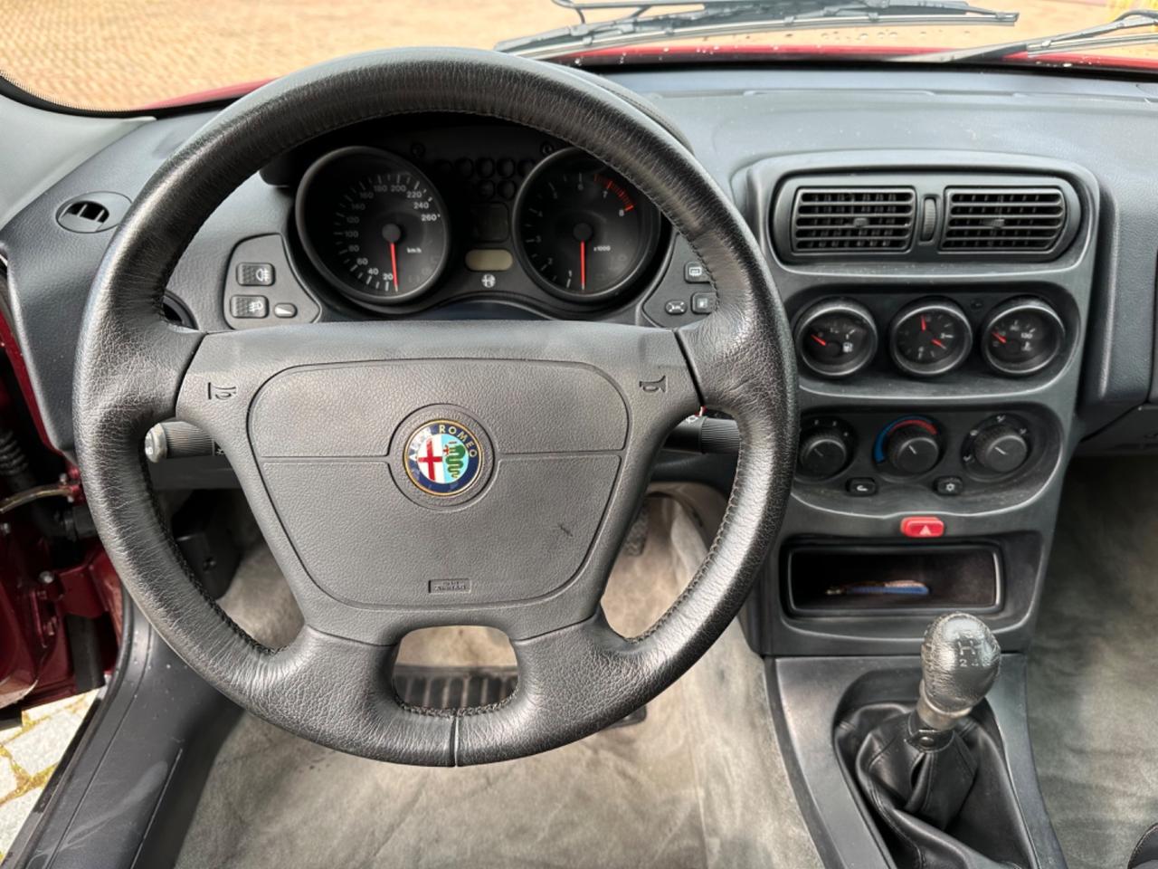 Alfa Romeo GTV 2.0i 16V Twin Spark cat L