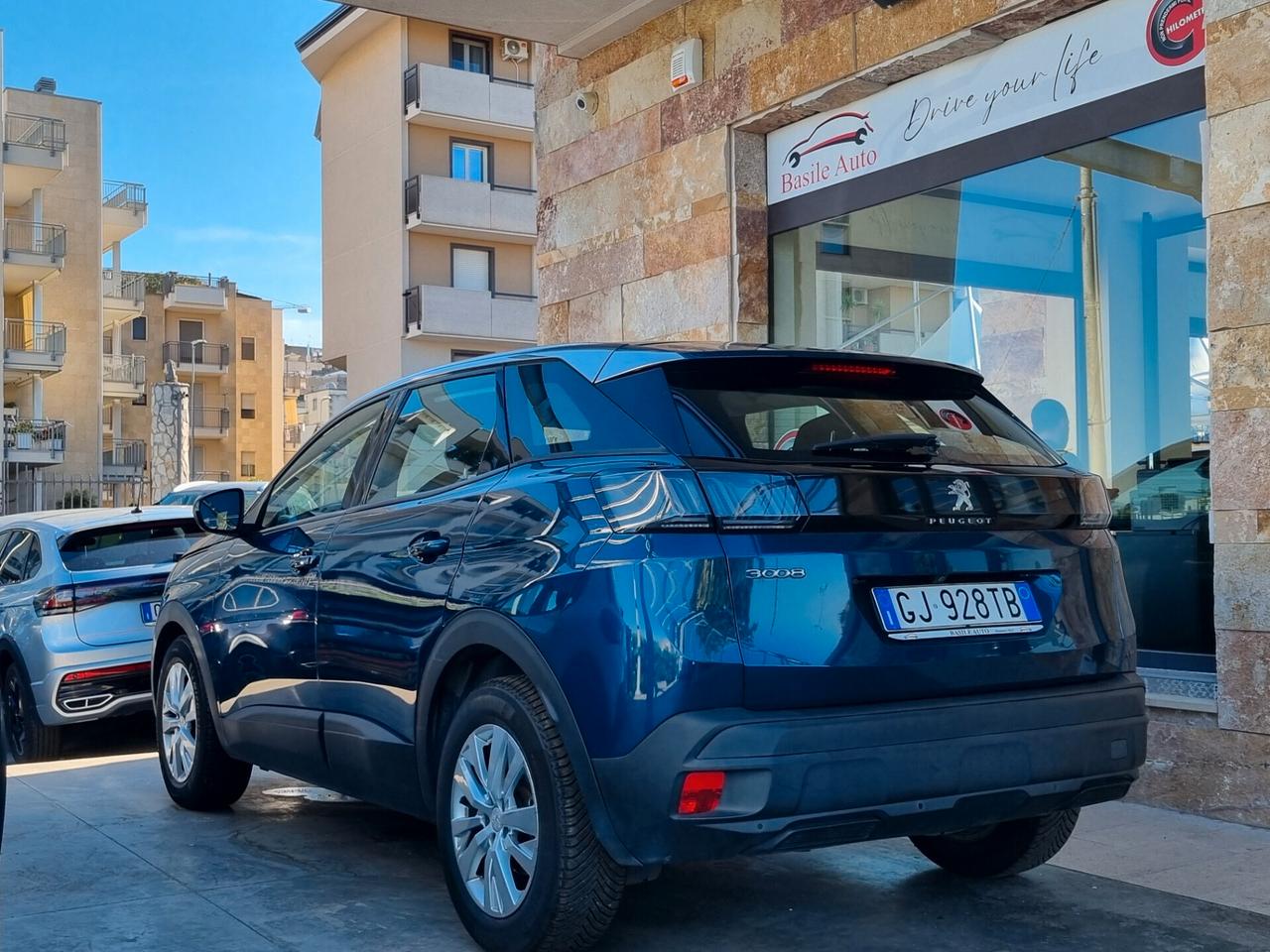 Peugeot 3008 II 2021 1.5 bluehdi Active Pack s&s 130cv eat8