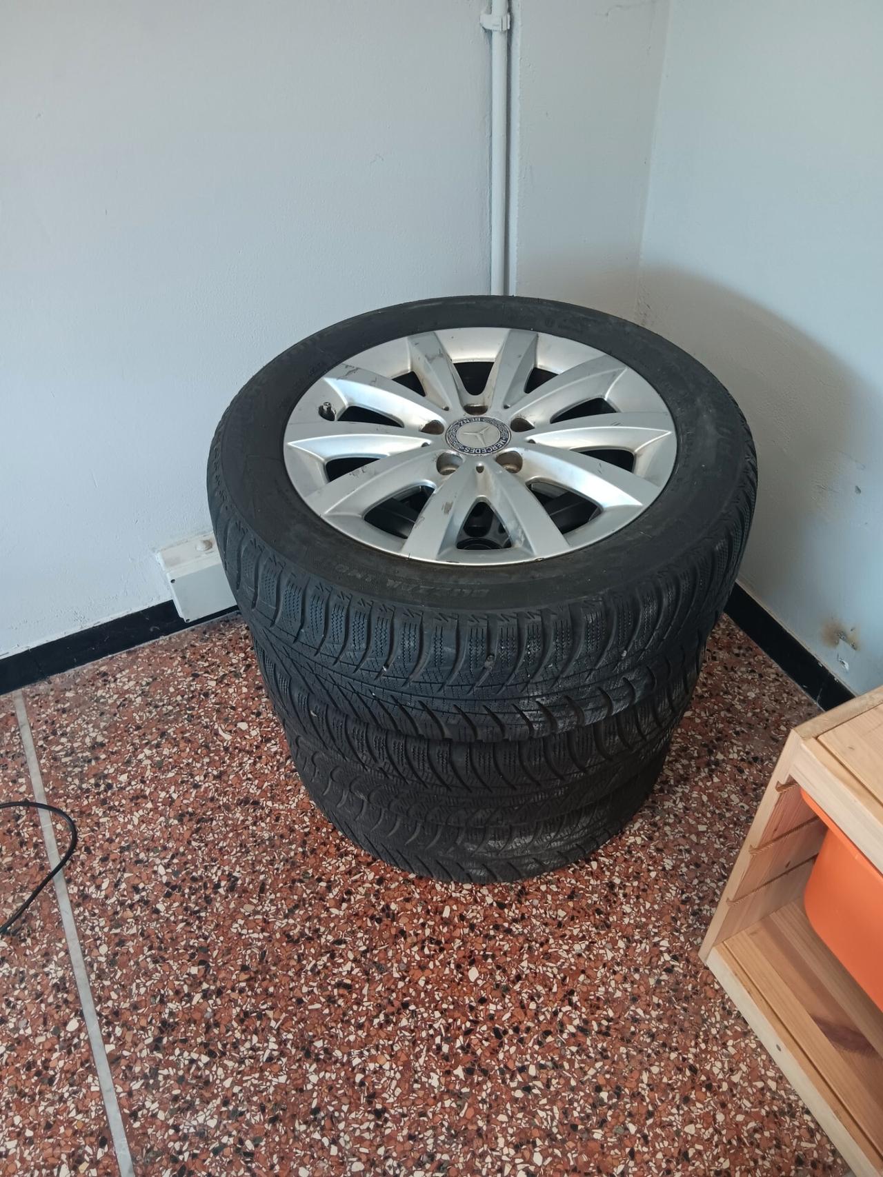 Mercedes-benz A 180 A 180 d Premium